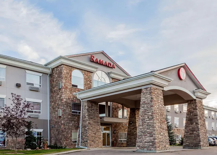 Ramada By Wyndham Westlock Hotel