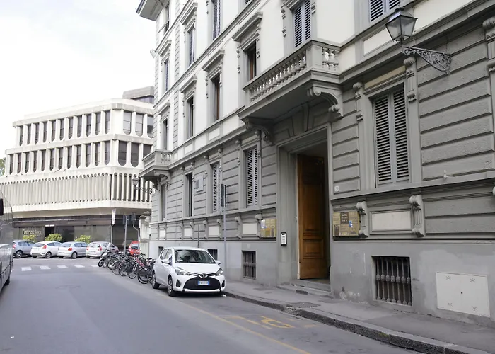 Hotel Desiree Floransa