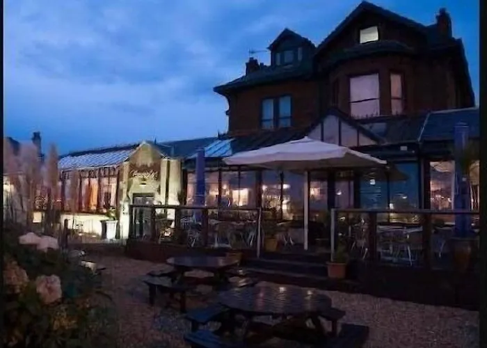 Lauriston Hotel Ardrossan