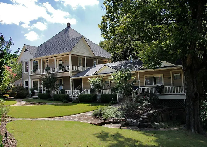 Heartstone Inn Eureka Springs