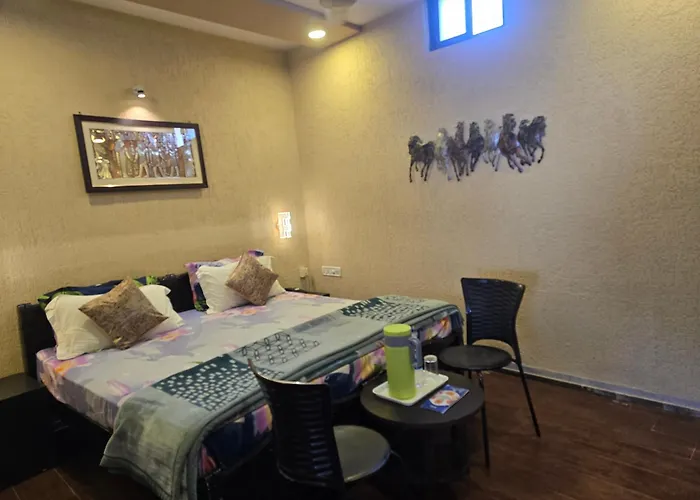 Shaleen Elegance Homestay Near Nakki Lake Mount Abu