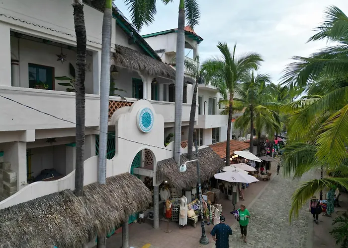 Sayulita Central Hotel