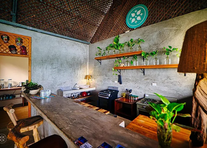 Hostal Don Cenobio Flores