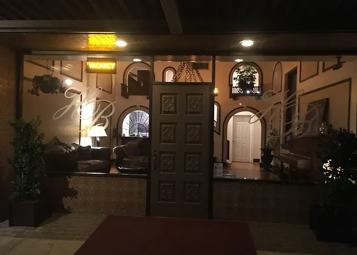 Hotel Burgess Reedley