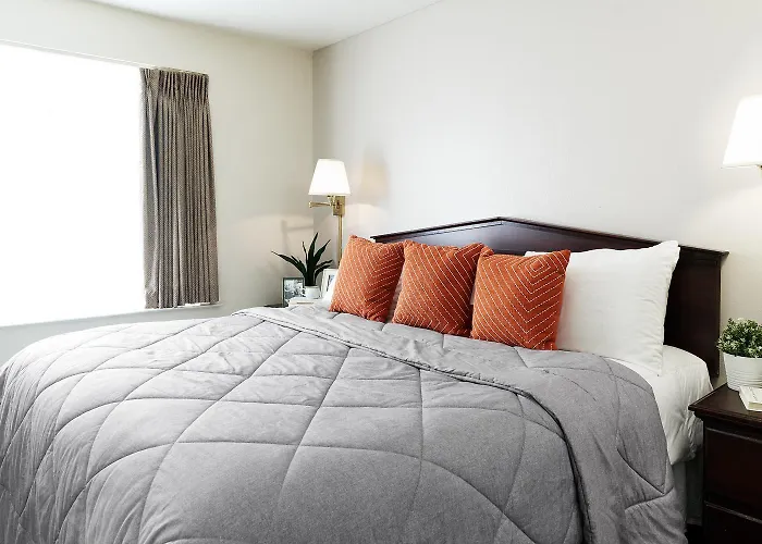Intown Suites Extended Stay Cincinnati Oh - Colerain Dent