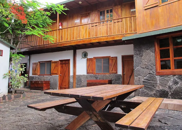 The Wooden House Hotel Puerto Villamil
