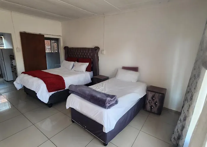 Casa Linda Guest House Newcastle