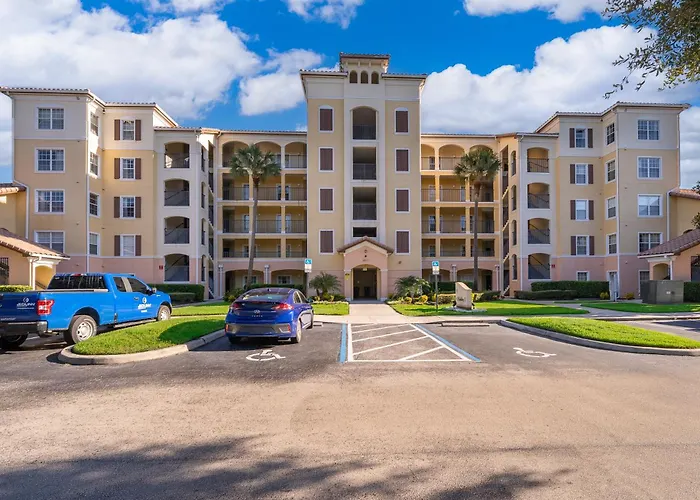 Pura Vida Aparthotel Lake Buena Vista