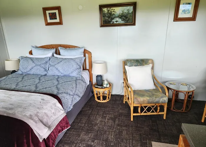 Glenwood Akaroa Bush Retreat - Kanuka Hut