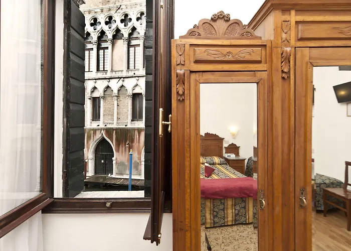 Hotel Alla Fava Venice