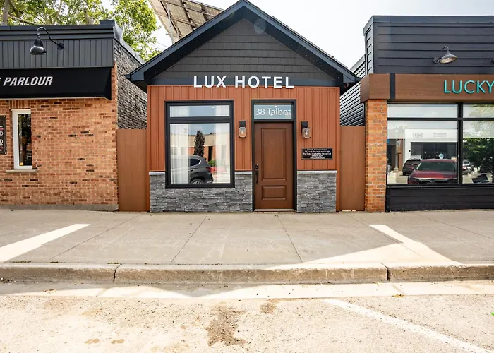 Lux Hotel Blenheim