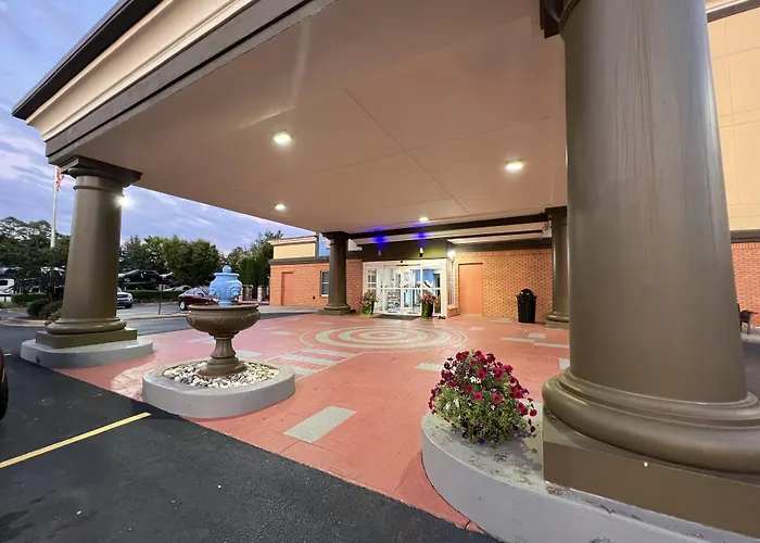 Clarion Pointe Madison-Huntsville
