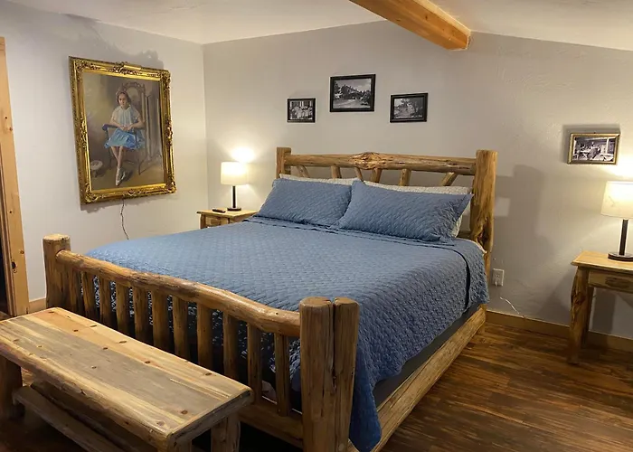 The Gold Mine Hotel Idaho City