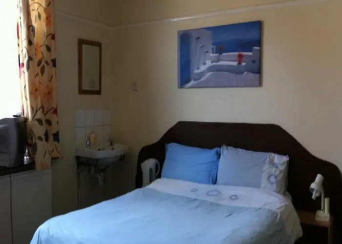 Wanstead Hotel London