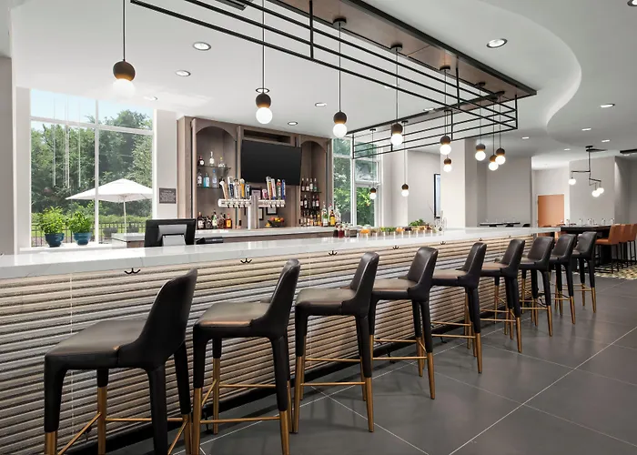 Delta Hotels By Marriott Colonial Heights