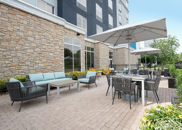 Delta Hotels By Marriott Colonial Heights