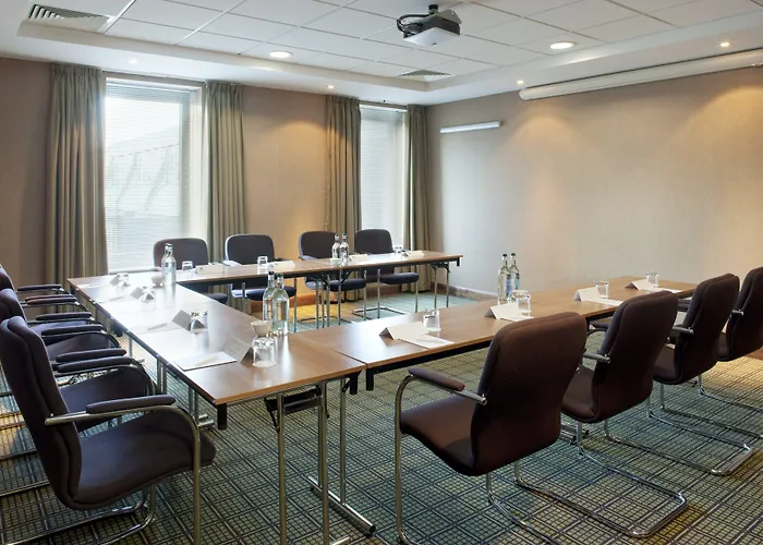 Holiday Inn Stevenage By Ihg