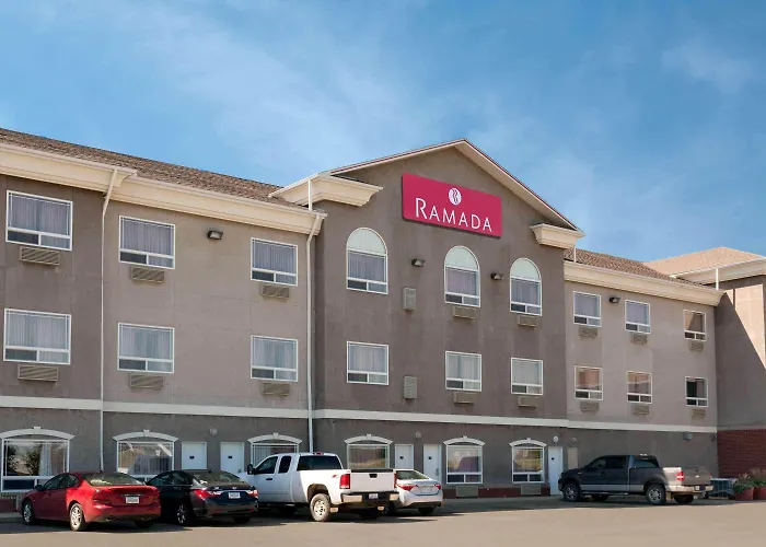 Ramada By Wyndham Weyburn Hotel