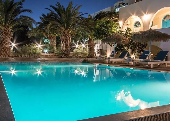 Petra Nera Hotel Perissa 
