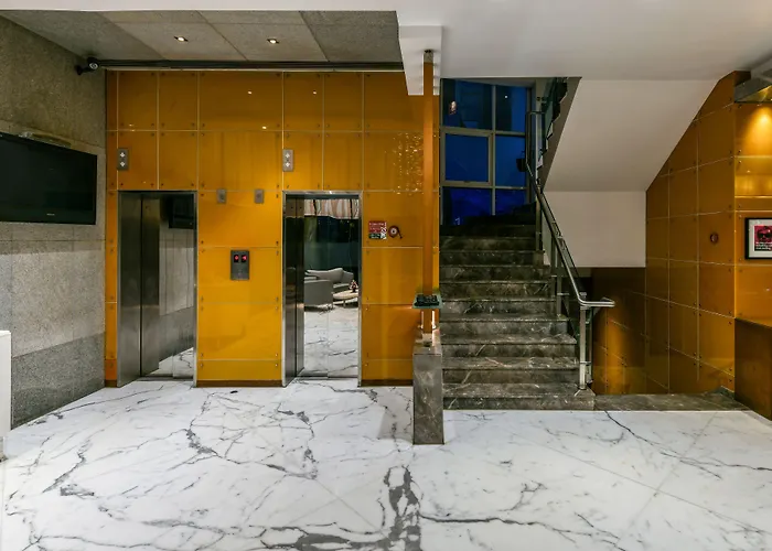 The Regale By Tunga Hotel Mumbai