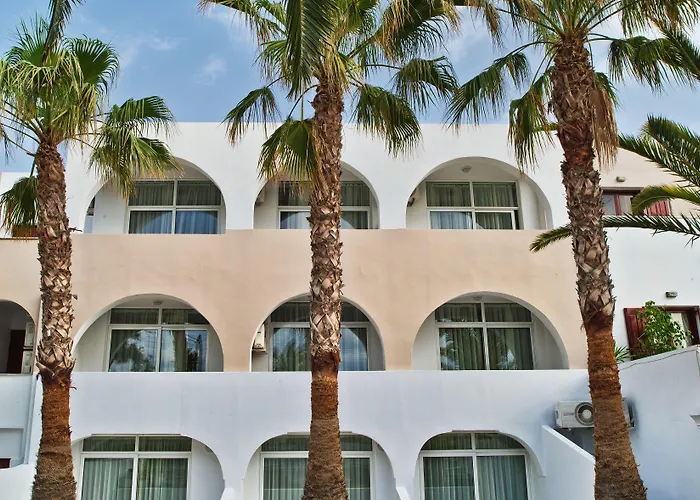 Makarios Hotel Kamari 