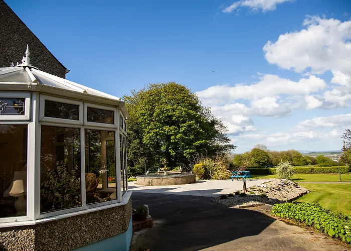 Groarty House/Manor Hotel Londonderry