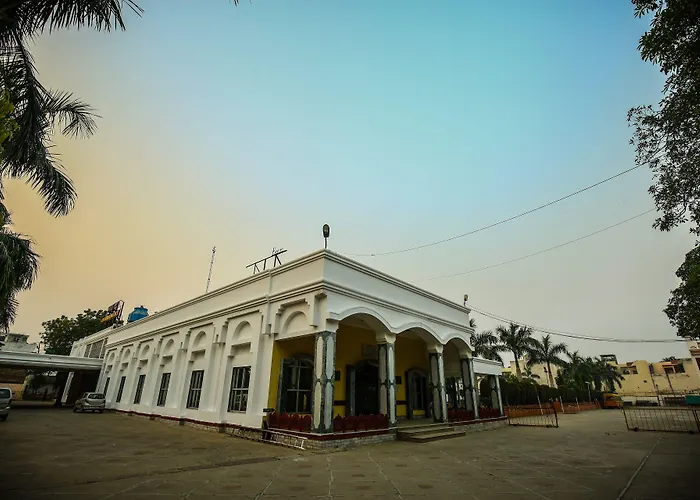 Goverdhan Palace Mathura