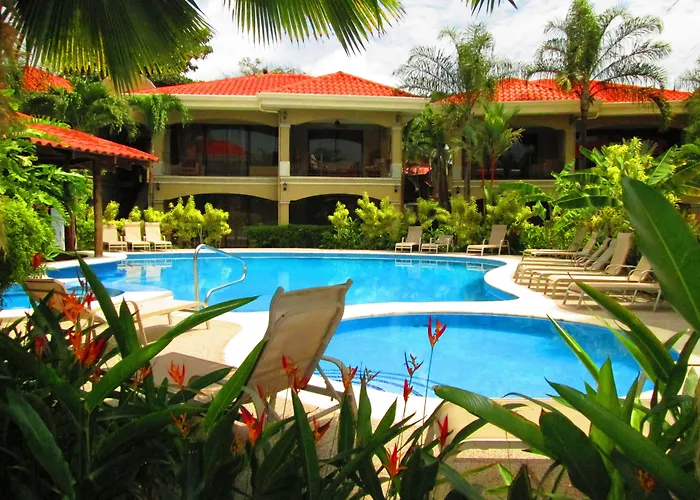Monte Carlo Luxury Condominiums Jaco