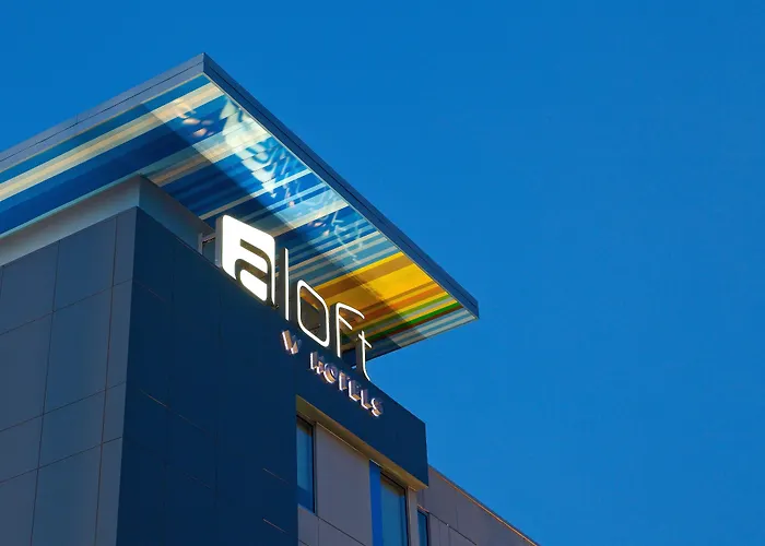 Aloft Chesapeake Hotel