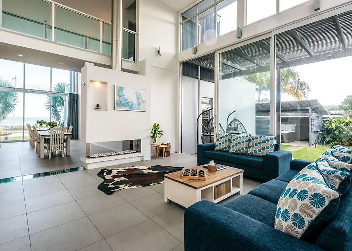 Waiheke Waterfront Lodge Oneroa