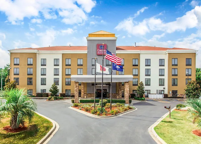 Comfort Suites Clinton Near Presbyterian College