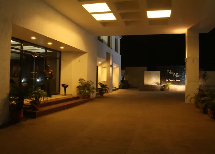 Oyo 2037 Hotel Manor Aurangabad 