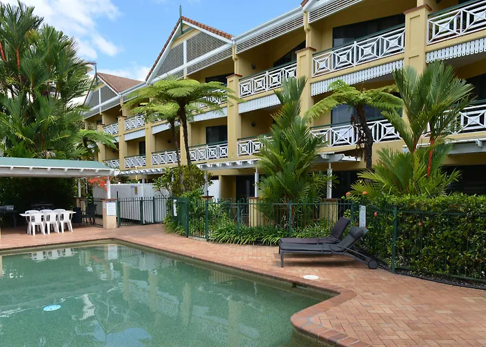 Waterfront Terraces Aparthotel Cairns