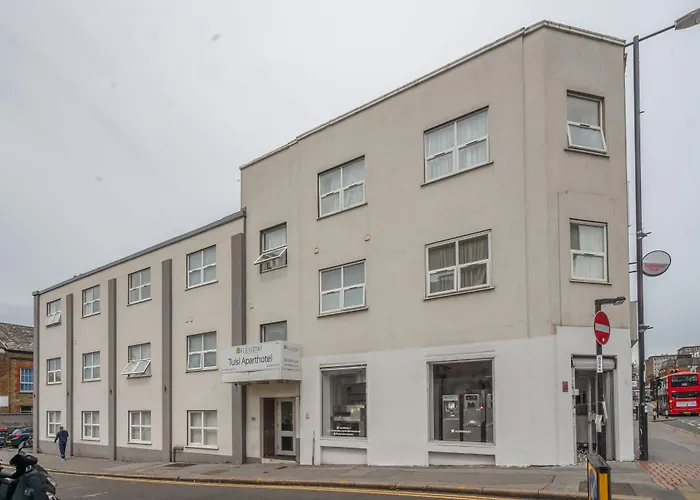 Flexistay Tulsi Aparthotel Croydon