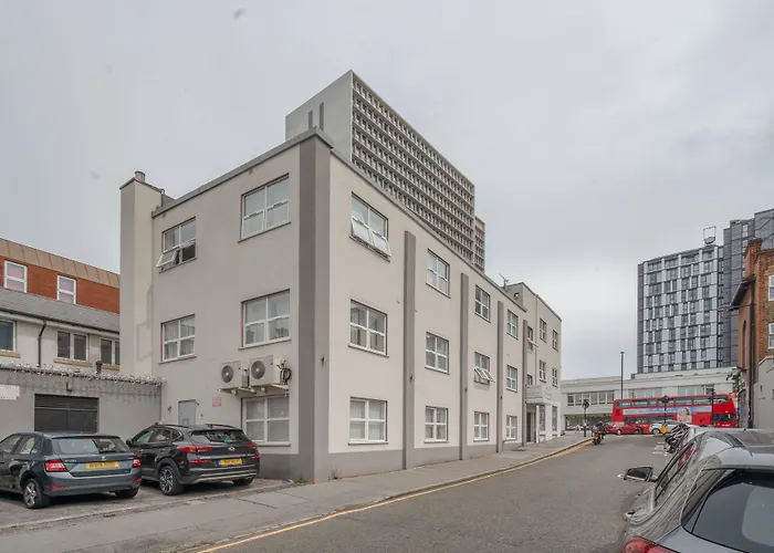 Flexistay Tulsi Aparthotel Croydon