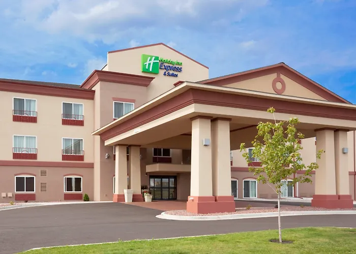 Holiday Inn Express Hotel & Suites Antigo By Ihg