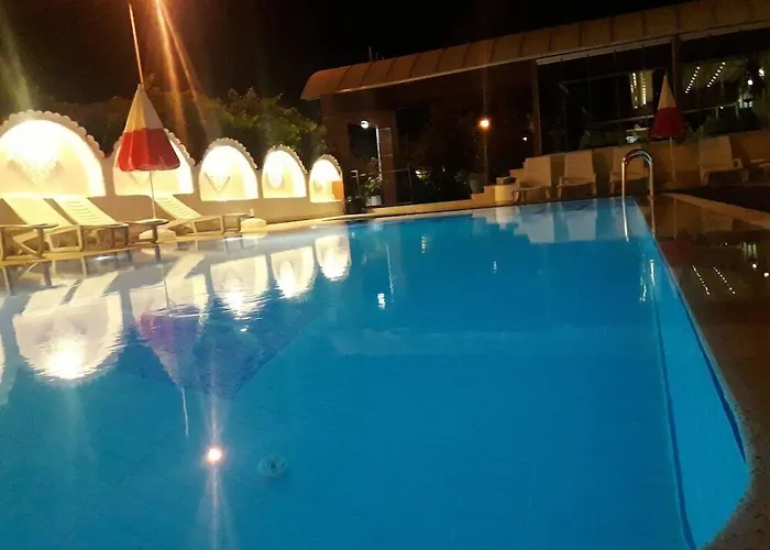 Minay Hotel Plus Kuşadası