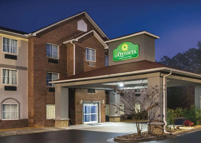 La Quinta By Wyndham Rome Hotel