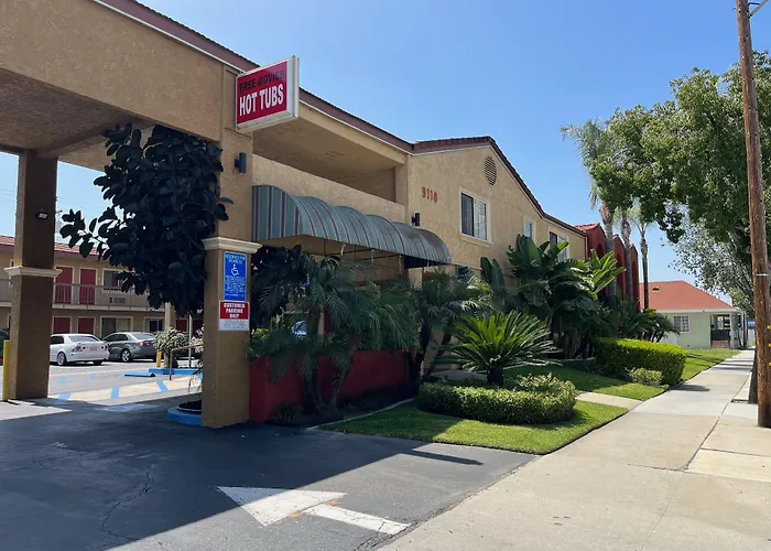 Rivera Inn & Suites Motel Pico Rivera