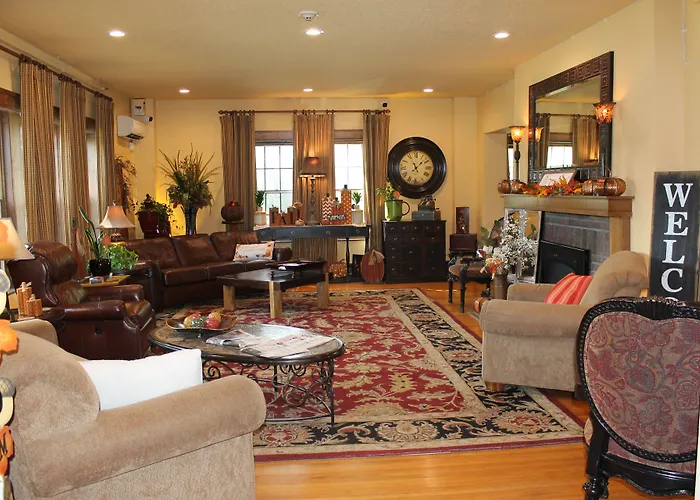 Iowa House Ames Bed And Breakfast