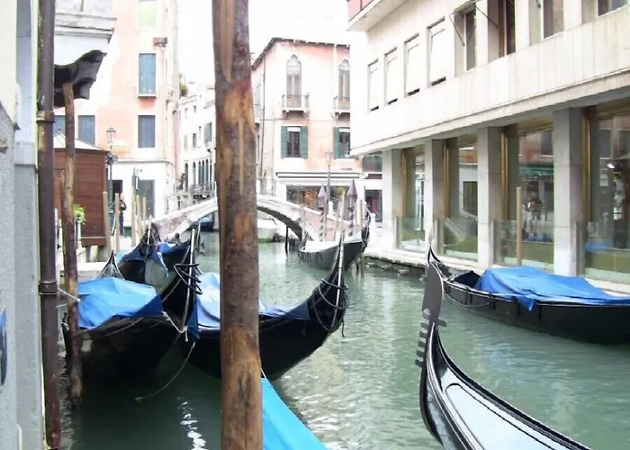 Hotel Lisbona Venice