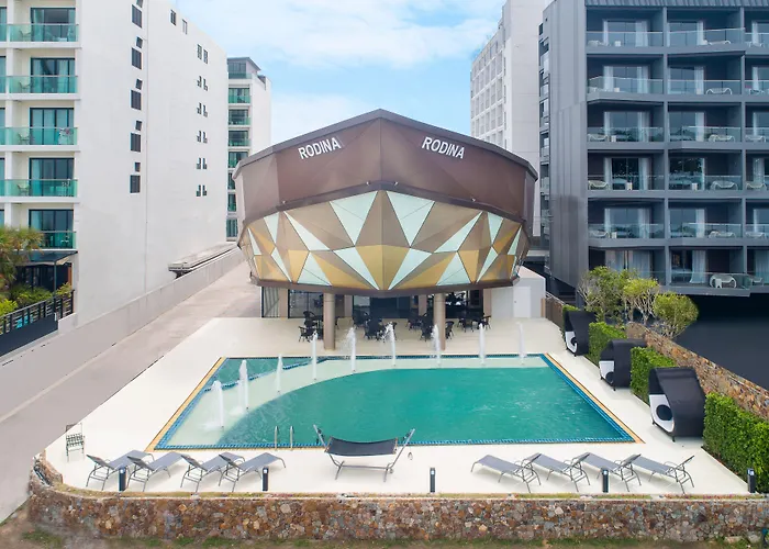 Rodina Beach Hotel Jomtien Beach