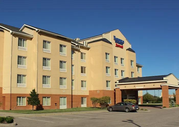 Fairfield Inn And Suites By Marriott Seymour