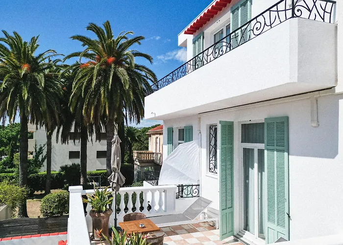 Hôtel Juan Beach