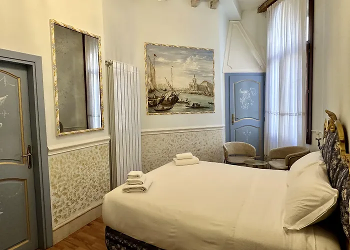 Casa Alla Fenice Venice