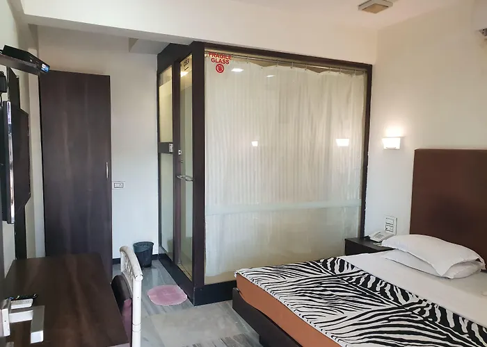 Hotel Milan International Mumbai