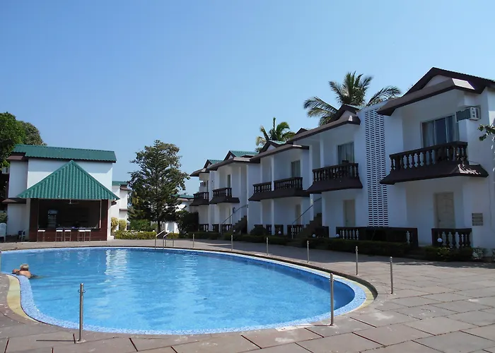 Bollywood Sea Queen Beach Resort Betalbatim