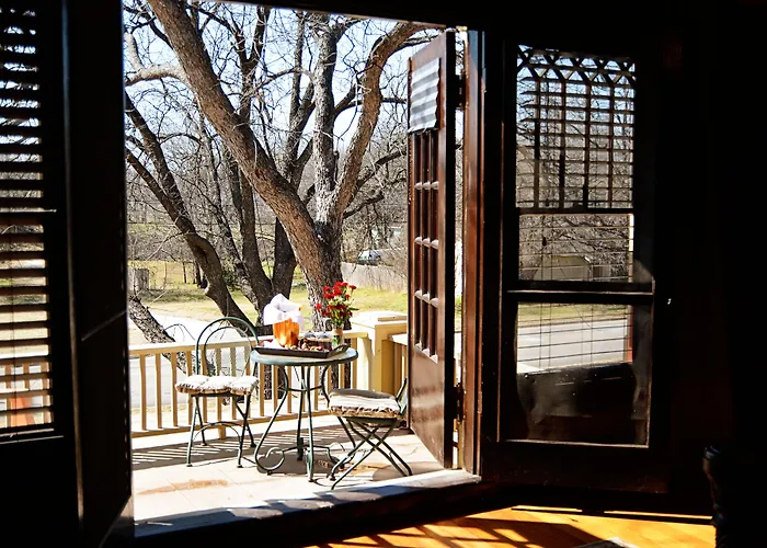 Iron Horse Inn Granbury