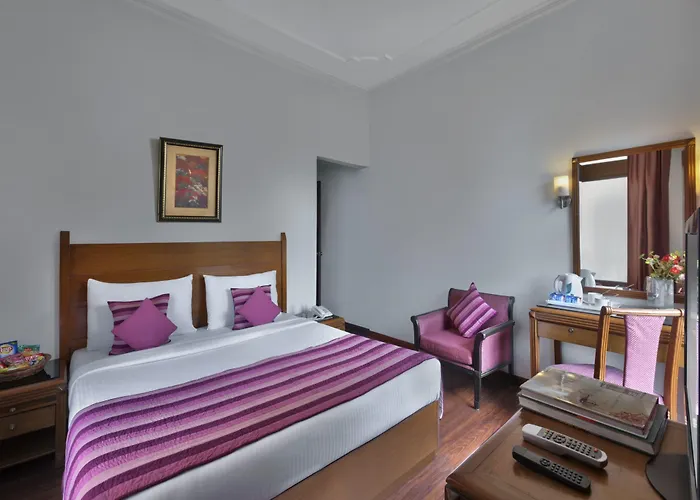 Regale Inn New Delhi