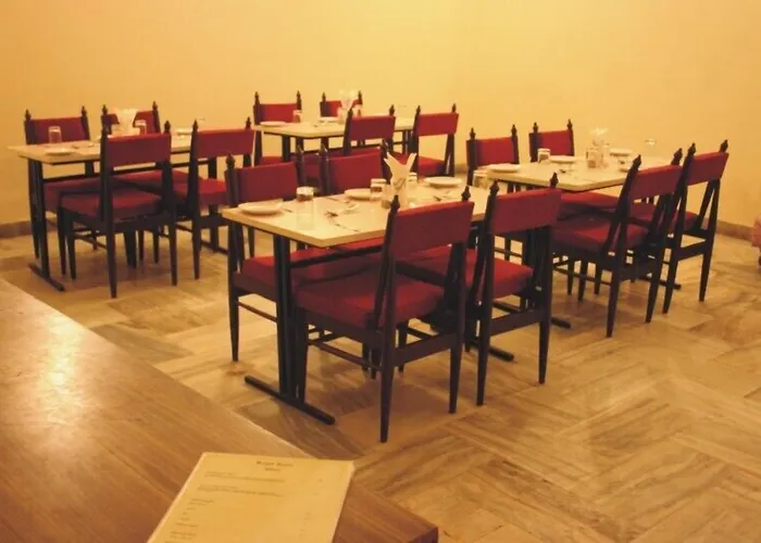 Ranjit Hotel Agra 